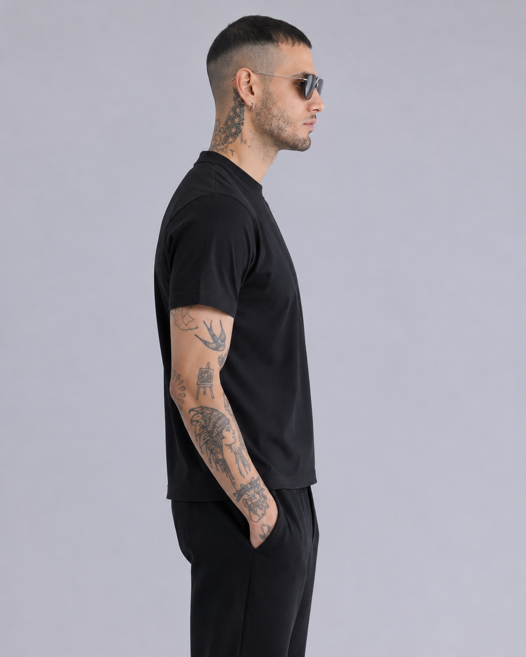 Black Crop Tee