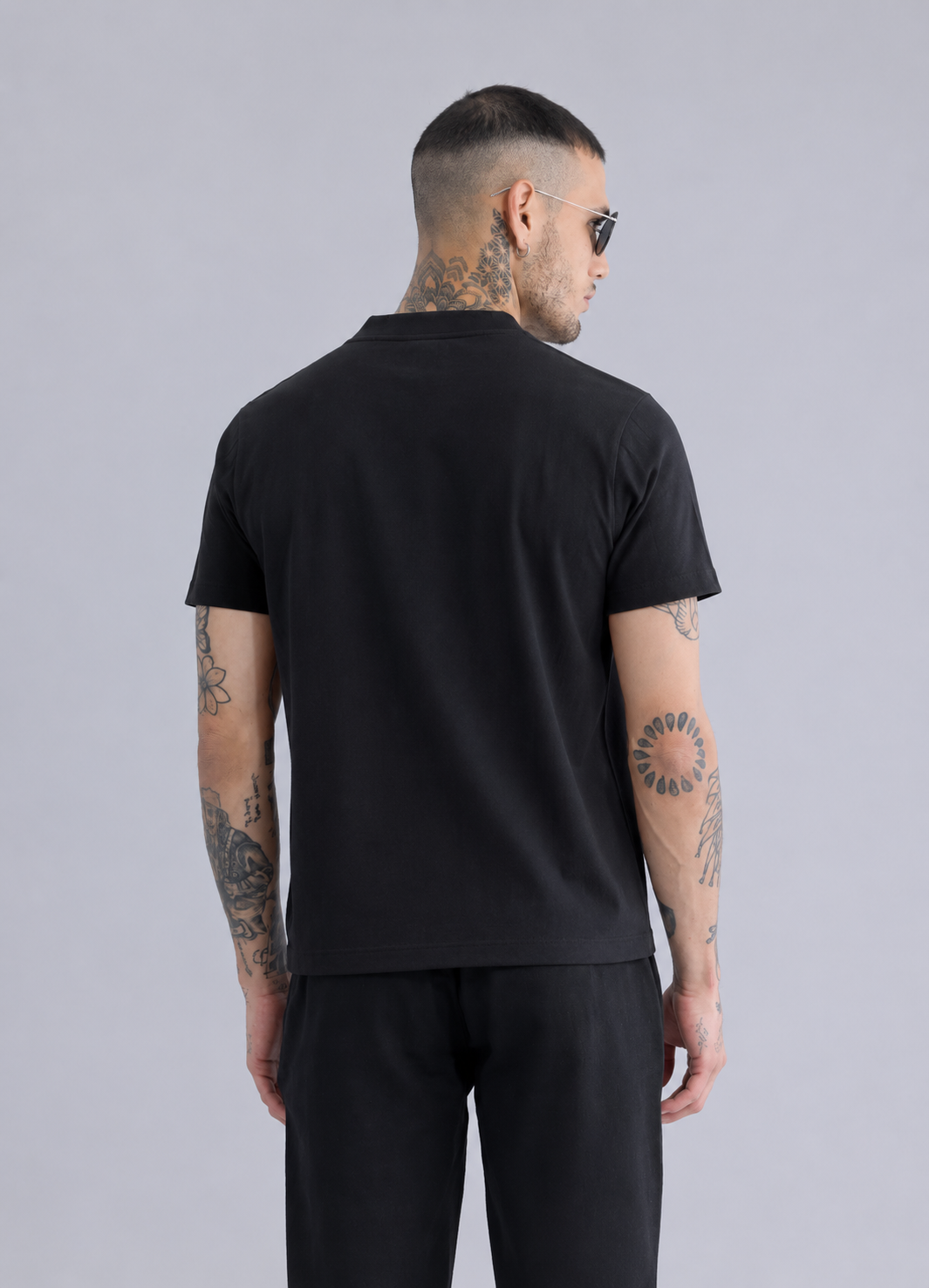 Black Crop Tee